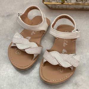 ✨Cute Sandals - Size 6